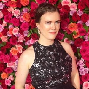 Meet your Posher, Suzy